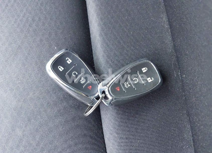 Photo 11 of 2018 Chevrolet Malibu LT (VIN 1G1ZD5ST3JF227142)