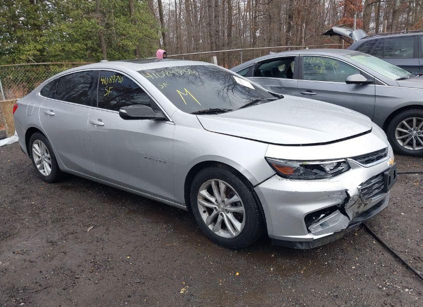 2018 Chevrolet Malibu LT (VIN 1G1ZD5ST3JF239159) main photo