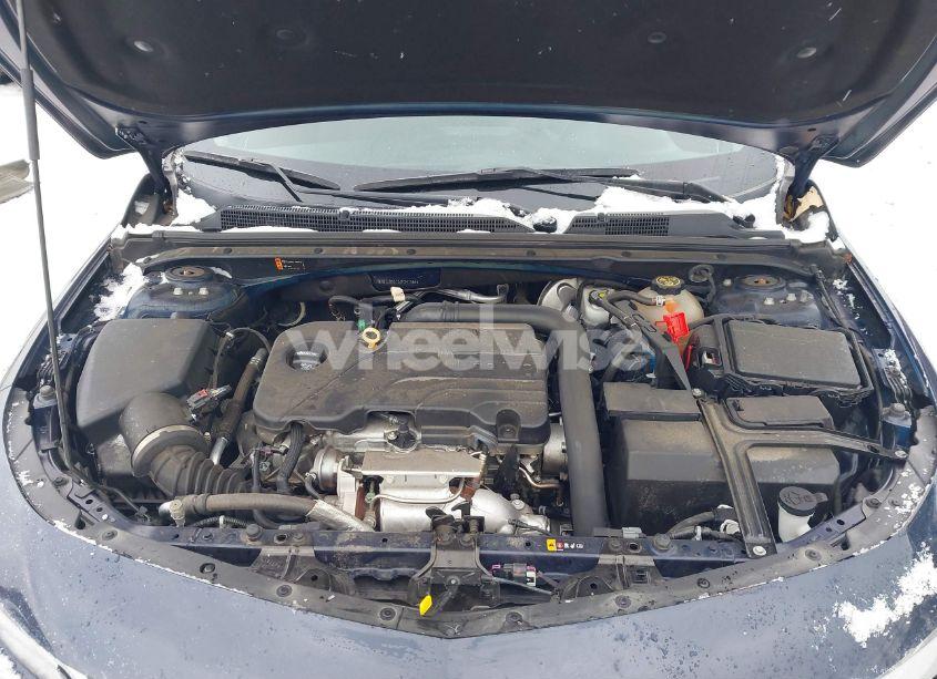 Photo 10 of 2018 Chevrolet Malibu LT (VIN 1G1ZD5ST3JF241364)