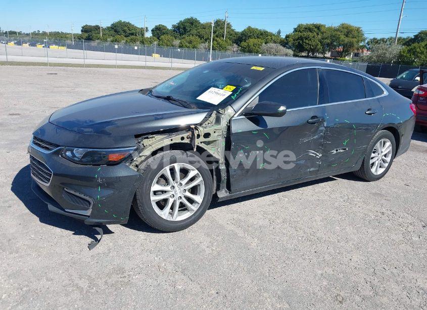 Photo 6 of 2018 Chevrolet Malibu LT (VIN 1G1ZD5ST3JF243762)