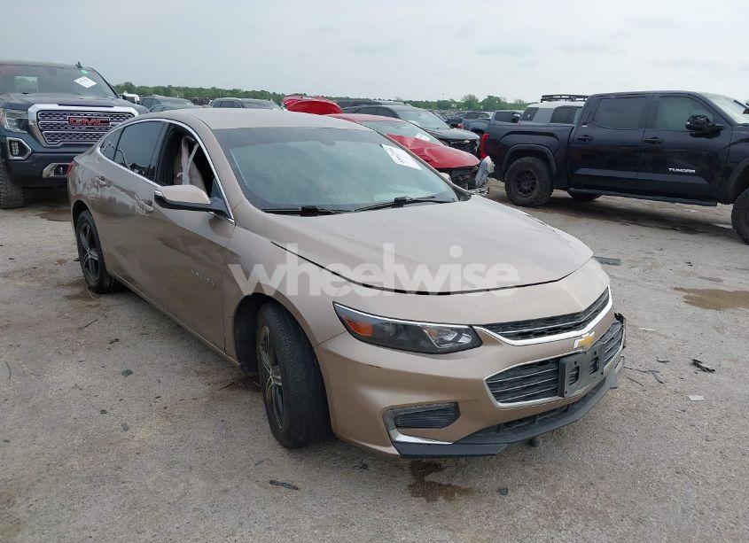 2018 Chevrolet Malibu LT (VIN 1G1ZD5ST3JF245558) main photo