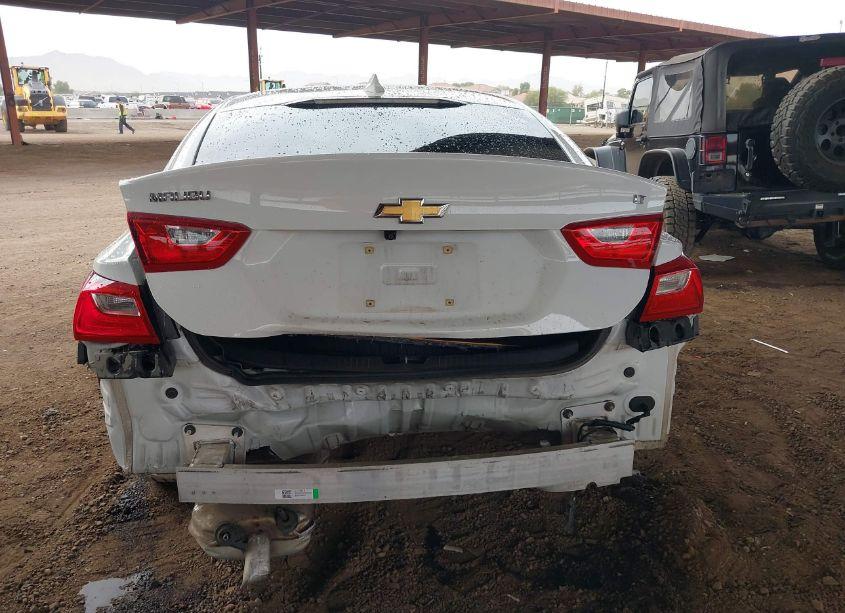 Photo 16 of 2018 Chevrolet Malibu LT (VIN 1G1ZD5ST3JF249660)