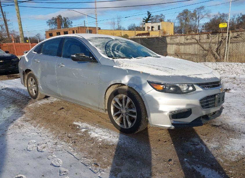 2018 Chevrolet Malibu LT (VIN 1G1ZD5ST3JF249996) main photo