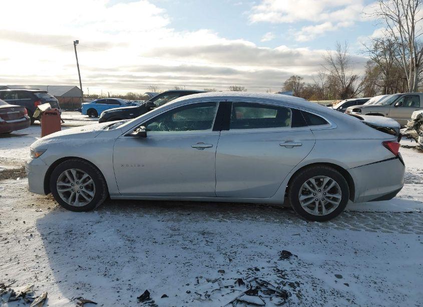 Photo 14 of 2018 Chevrolet Malibu LT (VIN 1G1ZD5ST3JF249996)