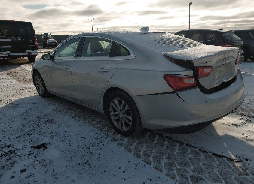 Photo 3 of 2018 Chevrolet Malibu LT (VIN 1G1ZD5ST3JF249996)