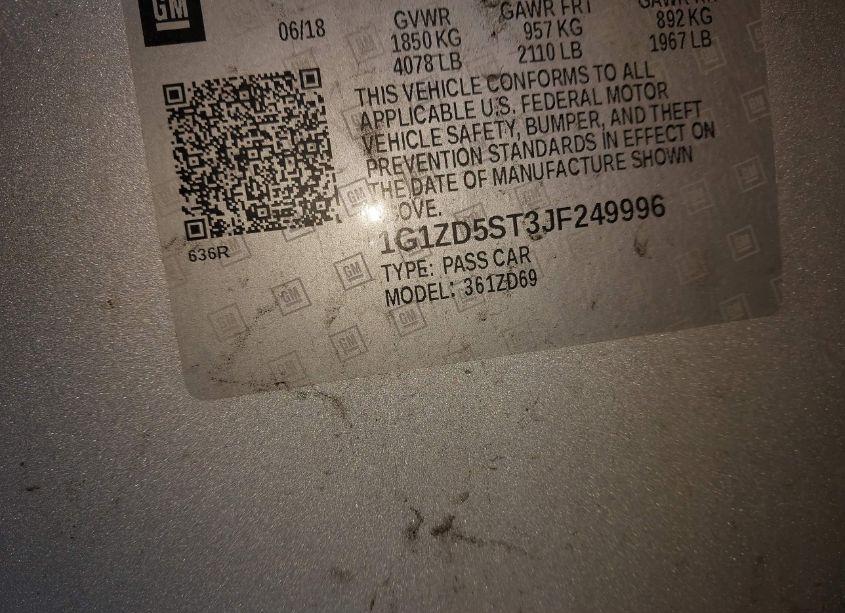 Photo 9 of 2018 Chevrolet Malibu LT (VIN 1G1ZD5ST3JF249996)