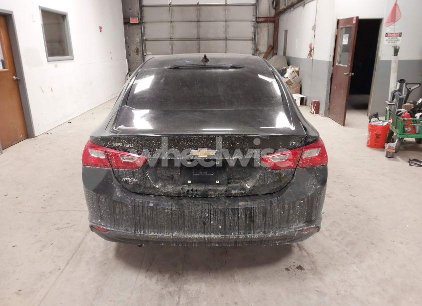 Photo 16 of 2018 Chevrolet Malibu LT (VIN 1G1ZD5ST3JF264434)