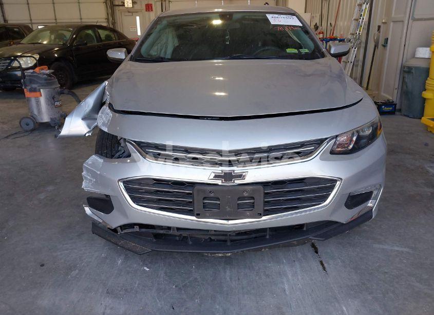 Photo 12 of 2018 Chevrolet Malibu LT (VIN 1G1ZD5ST3JF270105)