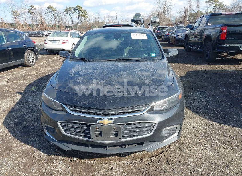 Photo 13 of 2018 Chevrolet Malibu LT (VIN 1G1ZD5ST3JF277913)
