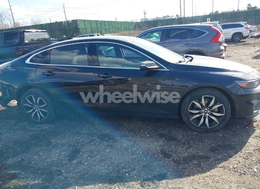 Photo 14 of 2018 Chevrolet Malibu LT (VIN 1G1ZD5ST3JF277913)