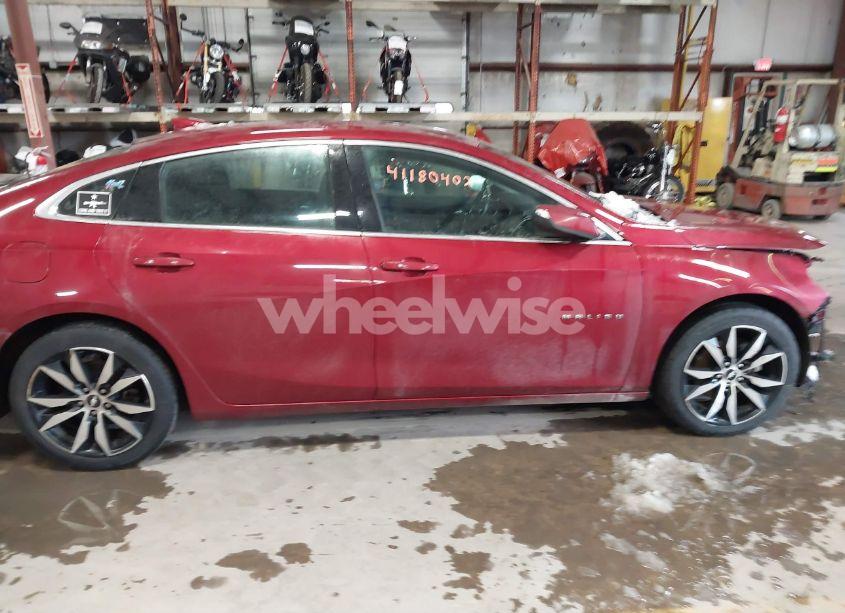 Photo 13 of 2018 Chevrolet Malibu LT (VIN 1G1ZD5ST3JF294498)