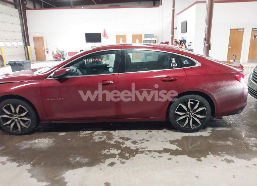 Photo 14 of 2018 Chevrolet Malibu LT (VIN 1G1ZD5ST3JF294498)