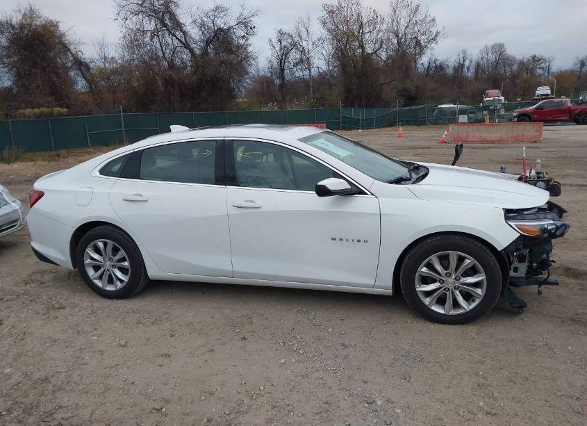 Photo 14 of 2019 Chevrolet Malibu LT (VIN 1G1ZD5ST3KF108377)