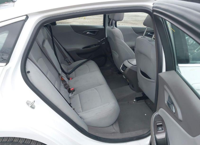 Photo 8 of 2019 Chevrolet Malibu LT (VIN 1G1ZD5ST3KF108377)