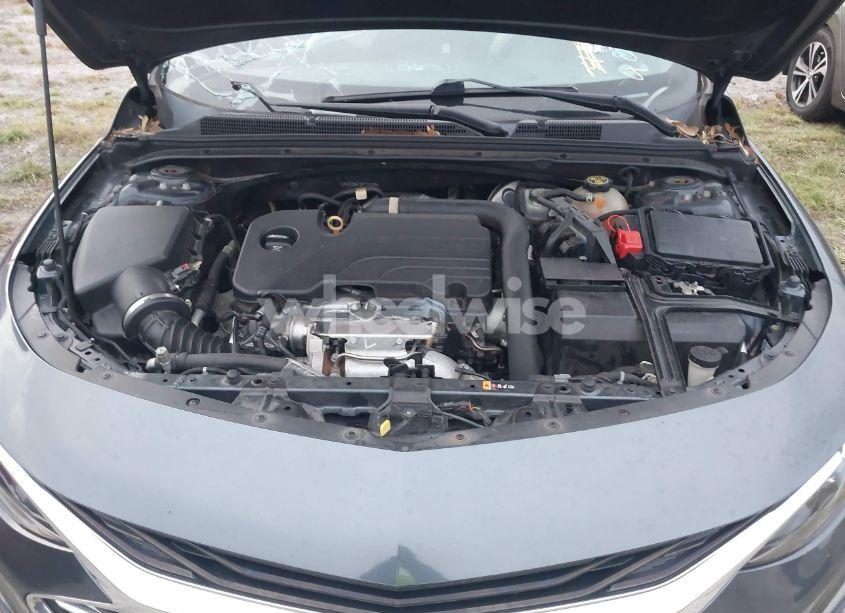 Photo 10 of 2019 Chevrolet Malibu LT (VIN 1G1ZD5ST3KF118844)