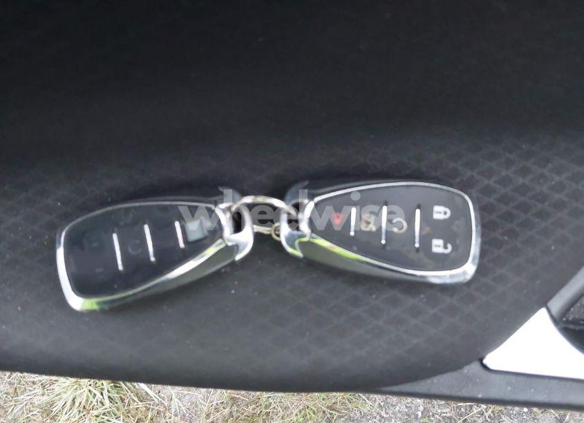 Photo 11 of 2019 Chevrolet Malibu LT (VIN 1G1ZD5ST3KF118844)