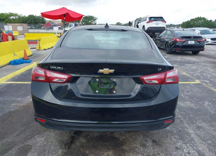 Photo 16 of 2019 Chevrolet Malibu LT (VIN 1G1ZD5ST3KF143985)