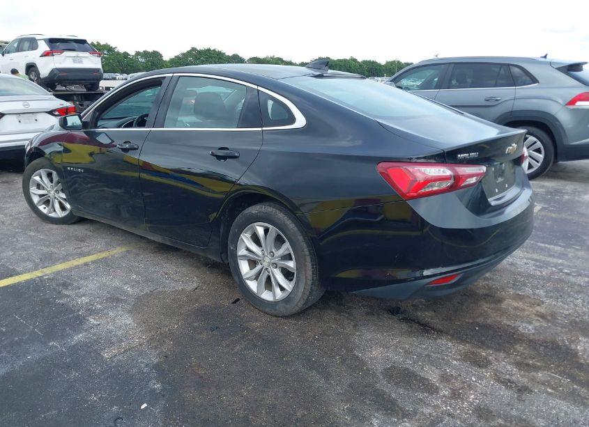 Photo 3 of 2019 Chevrolet Malibu LT (VIN 1G1ZD5ST3KF143985)