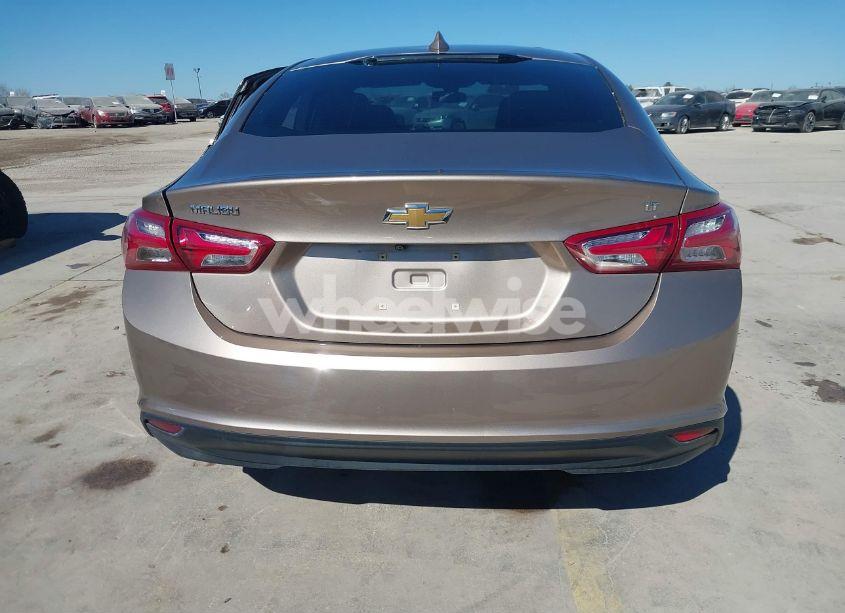 Photo 16 of 2019 Chevrolet Malibu LT (VIN 1G1ZD5ST3KF145347)