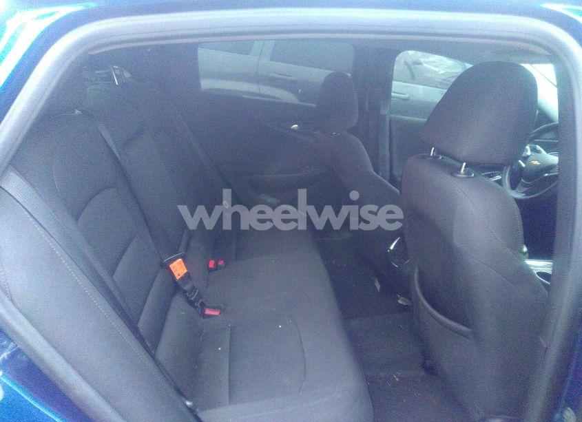 Photo 8 of 2019 Chevrolet Malibu LT (VIN 1G1ZD5ST3KF162441)