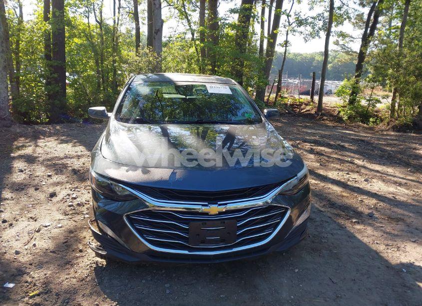Photo 12 of 2019 Chevrolet Malibu LT (VIN 1G1ZD5ST3KF192880)