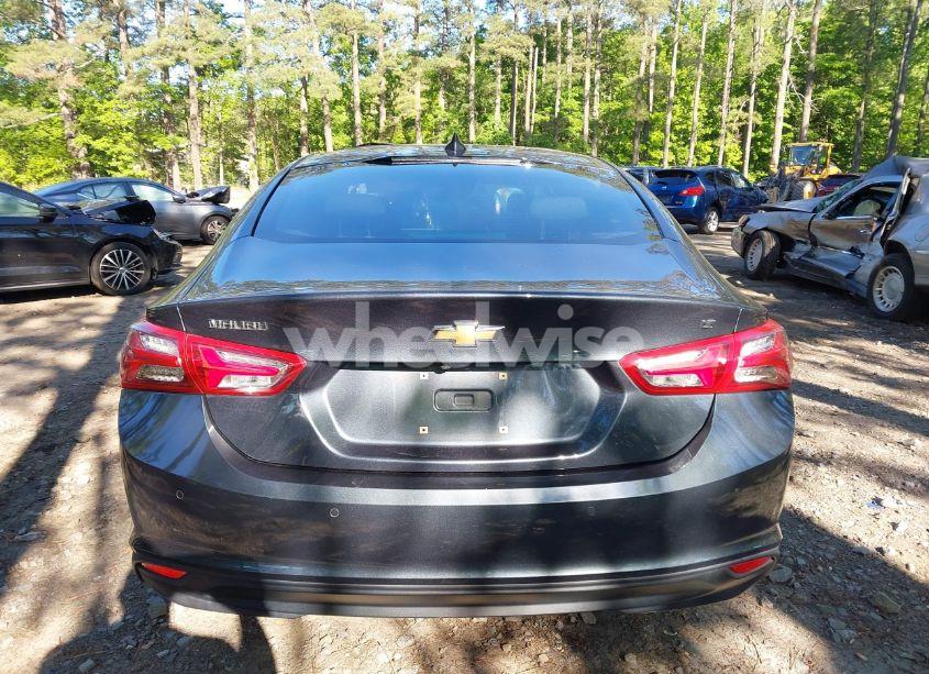 Photo 16 of 2019 Chevrolet Malibu LT (VIN 1G1ZD5ST3KF192880)