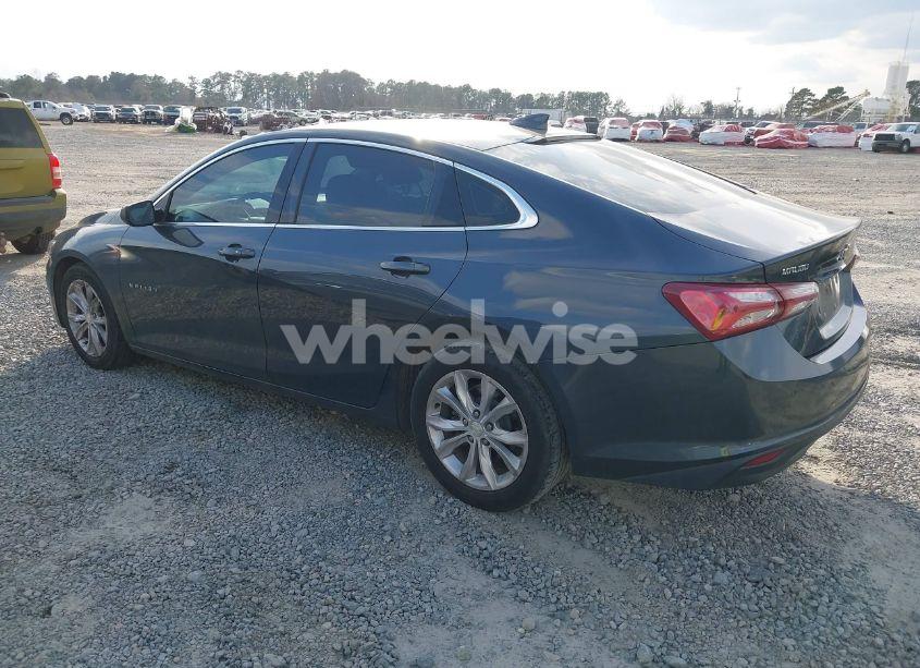 Photo 3 of 2019 Chevrolet Malibu LT (VIN 1G1ZD5ST3KF193902)
