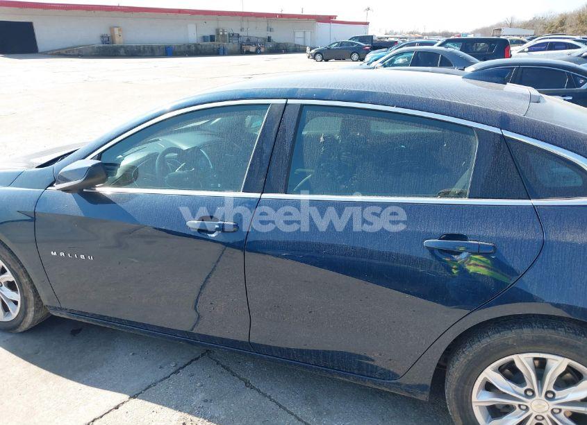 Photo 14 of 2019 Chevrolet Malibu LT (VIN 1G1ZD5ST3KF216384)