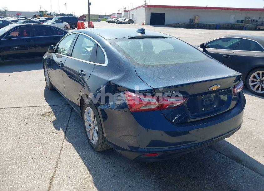Photo 3 of 2019 Chevrolet Malibu LT (VIN 1G1ZD5ST3KF216384)