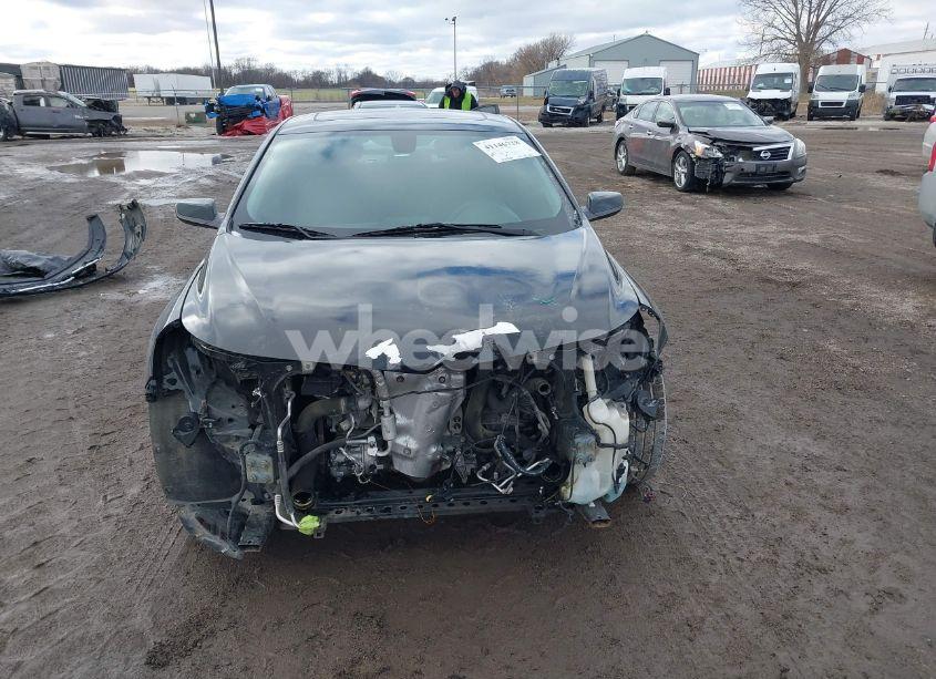 Photo 12 of 2019 Chevrolet Malibu LT (VIN 1G1ZD5ST3KF224128)