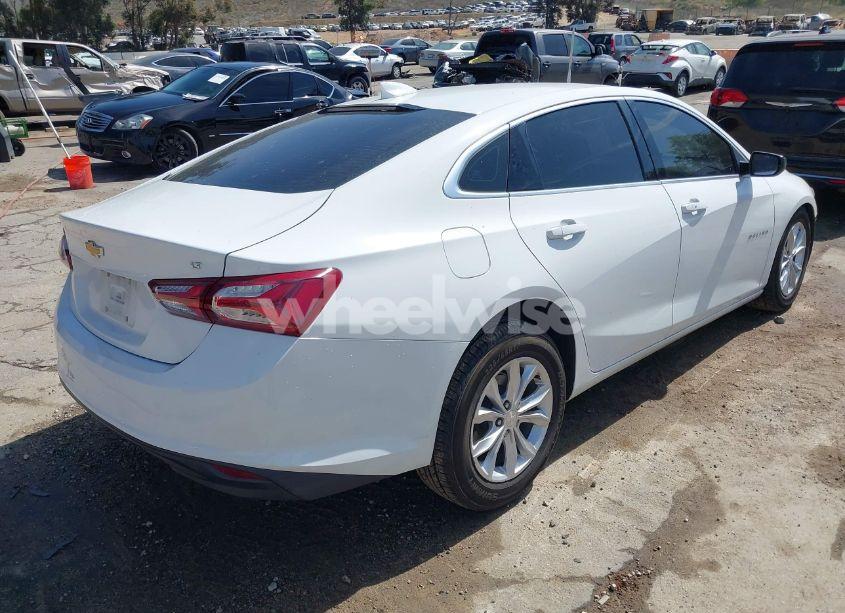 Photo 4 of 2020 Chevrolet Malibu FWD LT (VIN 1G1ZD5ST3LF025372)