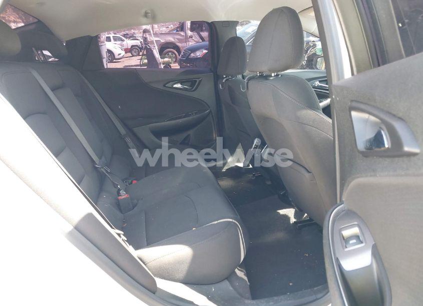 Photo 8 of 2020 Chevrolet Malibu FWD LT (VIN 1G1ZD5ST3LF025372)