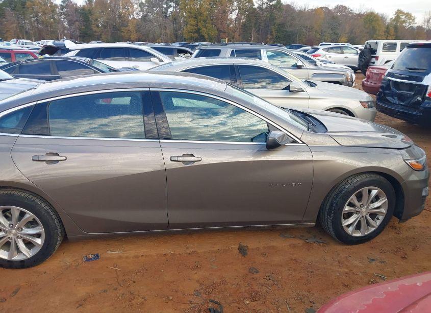 Photo 13 of 2020 Chevrolet Malibu FWD LT (VIN 1G1ZD5ST3LF025453)