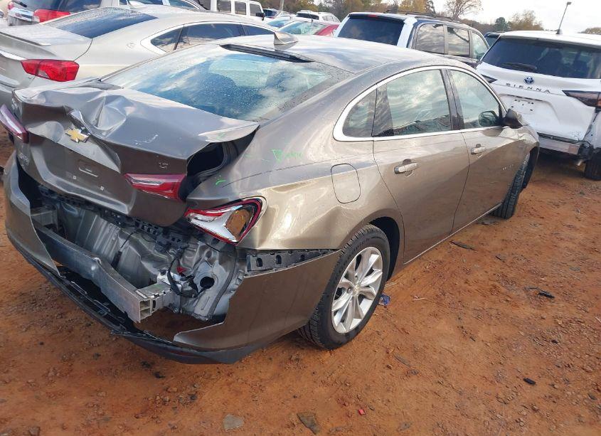 Photo 4 of 2020 Chevrolet Malibu FWD LT (VIN 1G1ZD5ST3LF025453)