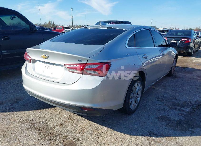 Photo 4 of 2020 Chevrolet Malibu FWD LT (VIN 1G1ZD5ST3LF030507)