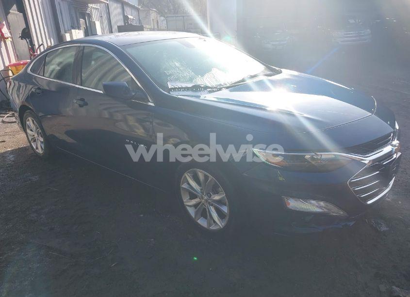 2020 Chevrolet Malibu FWD LT (VIN 1G1ZD5ST3LF035965) main photo