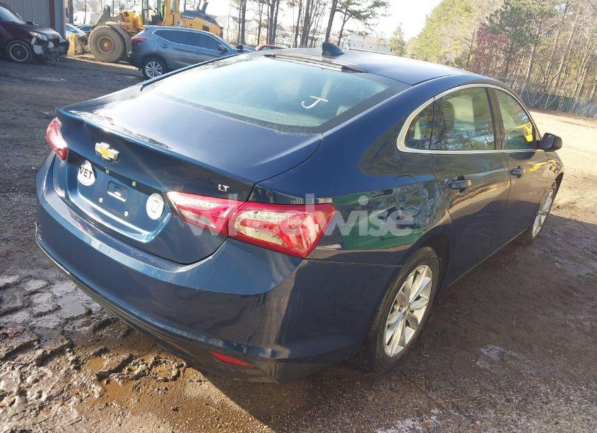 Photo 4 of 2020 Chevrolet Malibu FWD LT (VIN 1G1ZD5ST3LF035965)