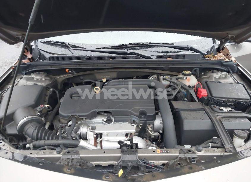 Photo 10 of 2020 Chevrolet Malibu FWD LT (VIN 1G1ZD5ST3LF060042)