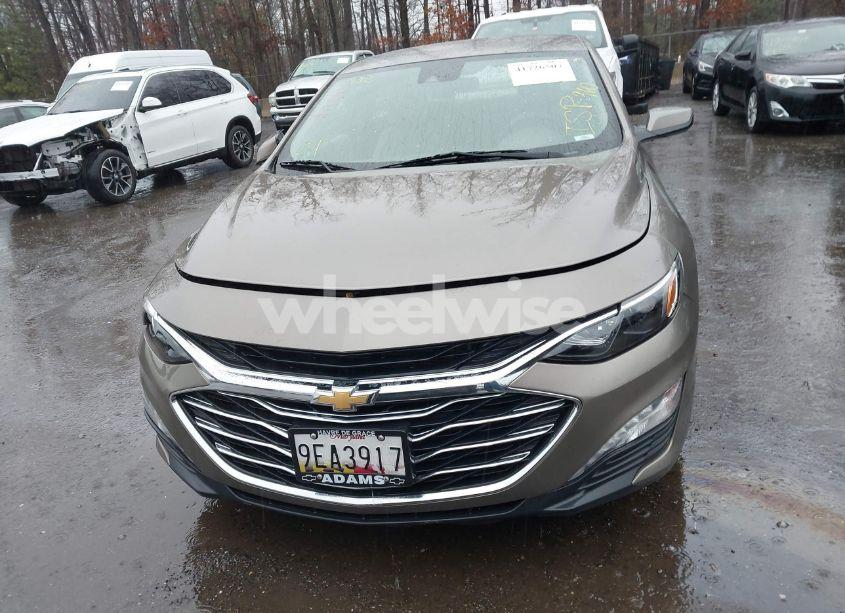 Photo 12 of 2020 Chevrolet Malibu FWD LT (VIN 1G1ZD5ST3LF060042)