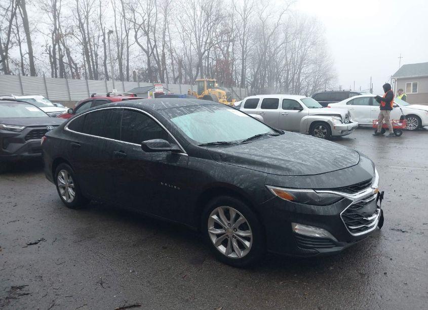 2020 Chevrolet Malibu FWD LT (VIN 1G1ZD5ST3LF070344) main photo