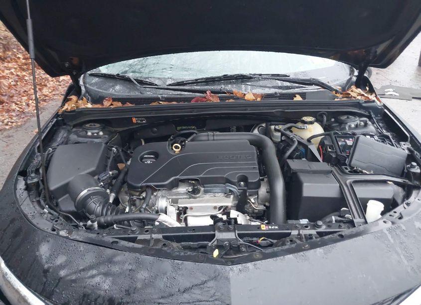 Photo 10 of 2020 Chevrolet Malibu FWD LT (VIN 1G1ZD5ST3LF070344)