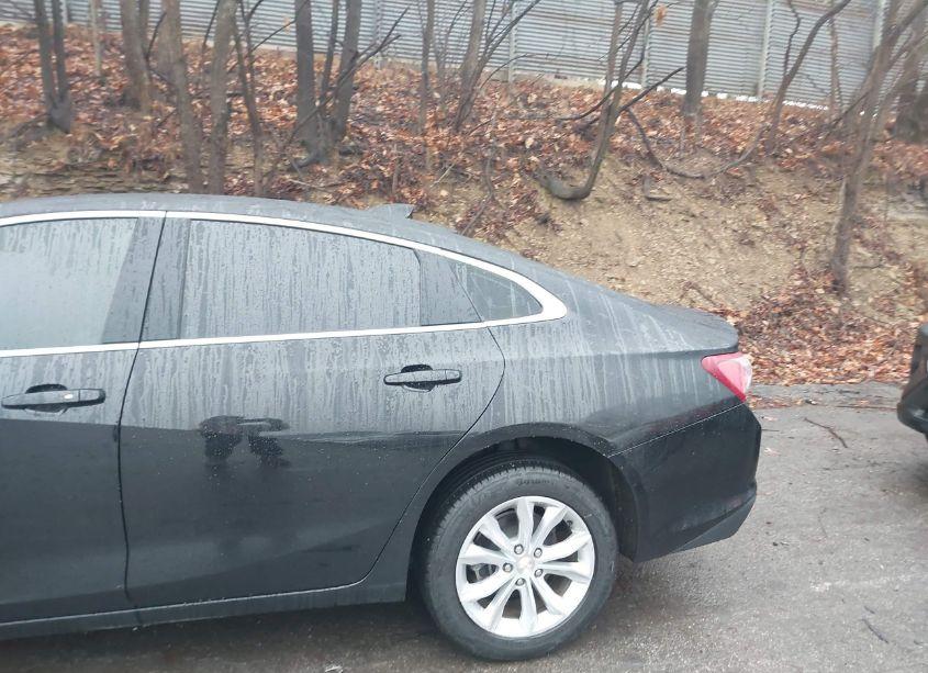 Photo 12 of 2020 Chevrolet Malibu FWD LT (VIN 1G1ZD5ST3LF070344)