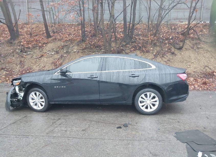 Photo 15 of 2020 Chevrolet Malibu FWD LT (VIN 1G1ZD5ST3LF070344)