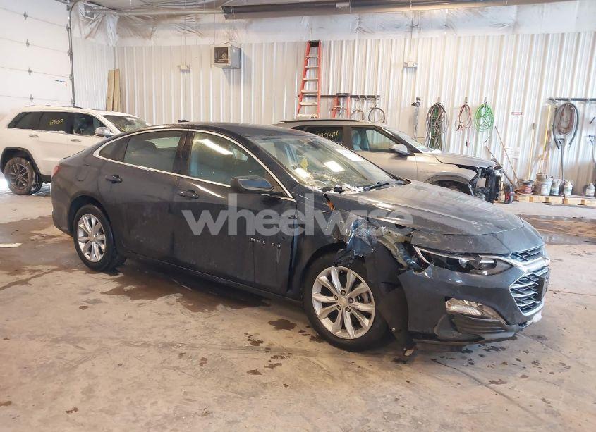 2020 Chevrolet Malibu FWD LT (VIN 1G1ZD5ST3LF072093) main photo