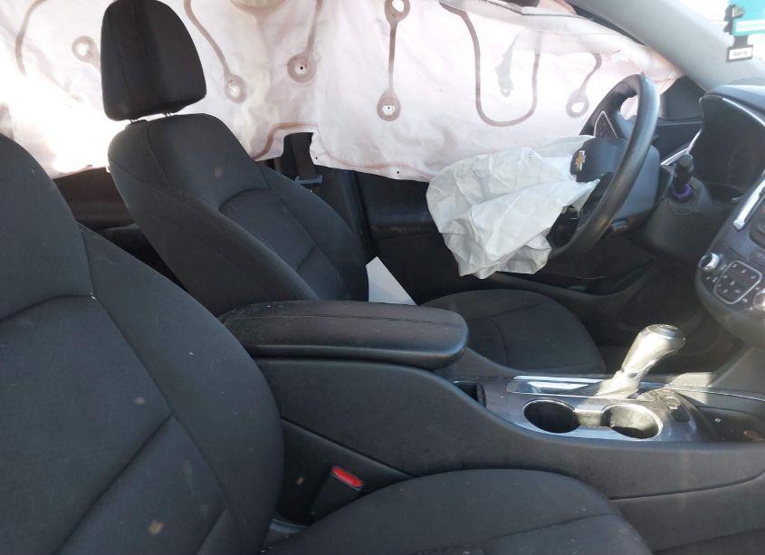 Photo 5 of 2020 Chevrolet Malibu FWD LT (VIN 1G1ZD5ST3LF088049)