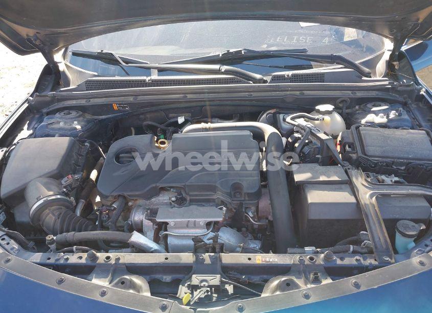 Photo 10 of 2020 Chevrolet Malibu FWD LT (VIN 1G1ZD5ST3LF093543)