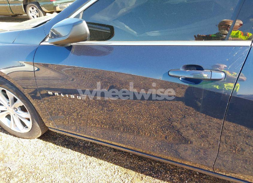 Photo 18 of 2020 Chevrolet Malibu FWD LT (VIN 1G1ZD5ST3LF093543)