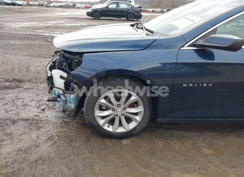 Photo 18 of 2020 Chevrolet Malibu FWD LT (VIN 1G1ZD5ST3LF094885)