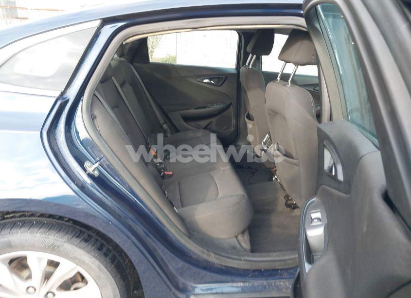 Photo 8 of 2020 Chevrolet Malibu FWD LT (VIN 1G1ZD5ST3LF094885)