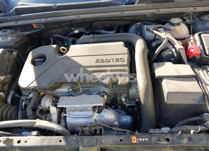 Photo 10 of 2020 Chevrolet Malibu FWD LT (VIN 1G1ZD5ST3LF095826)